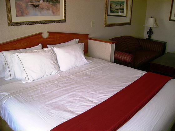 Holiday Inn Express & Suites Vermillion, An Ihg Hotel Εξωτερικό φωτογραφία