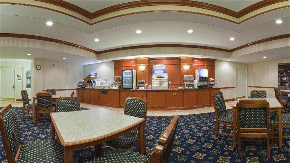 Holiday Inn Express & Suites Vermillion, An Ihg Hotel Εξωτερικό φωτογραφία