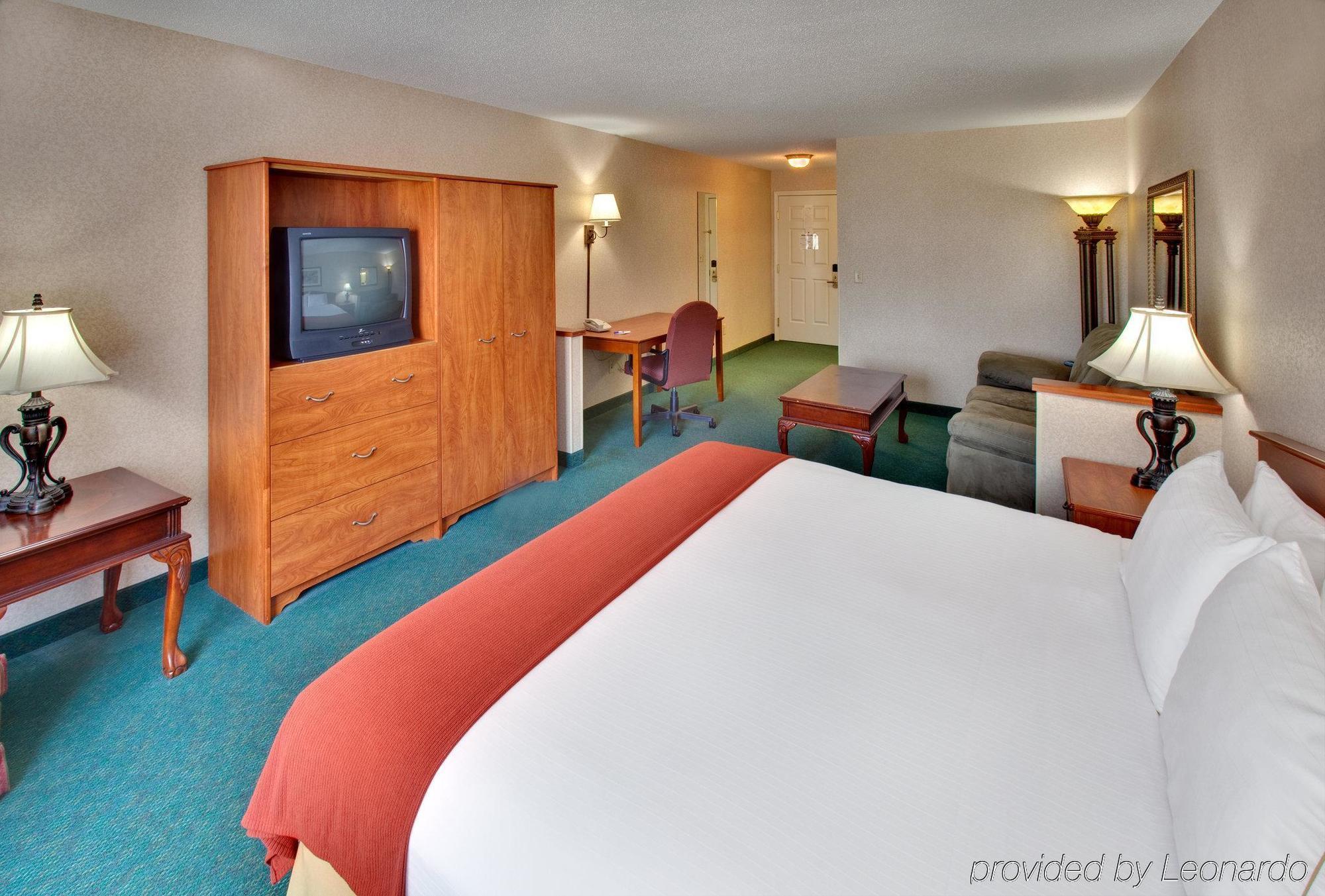 Holiday Inn Express & Suites Vermillion, An Ihg Hotel Δωμάτιο φωτογραφία