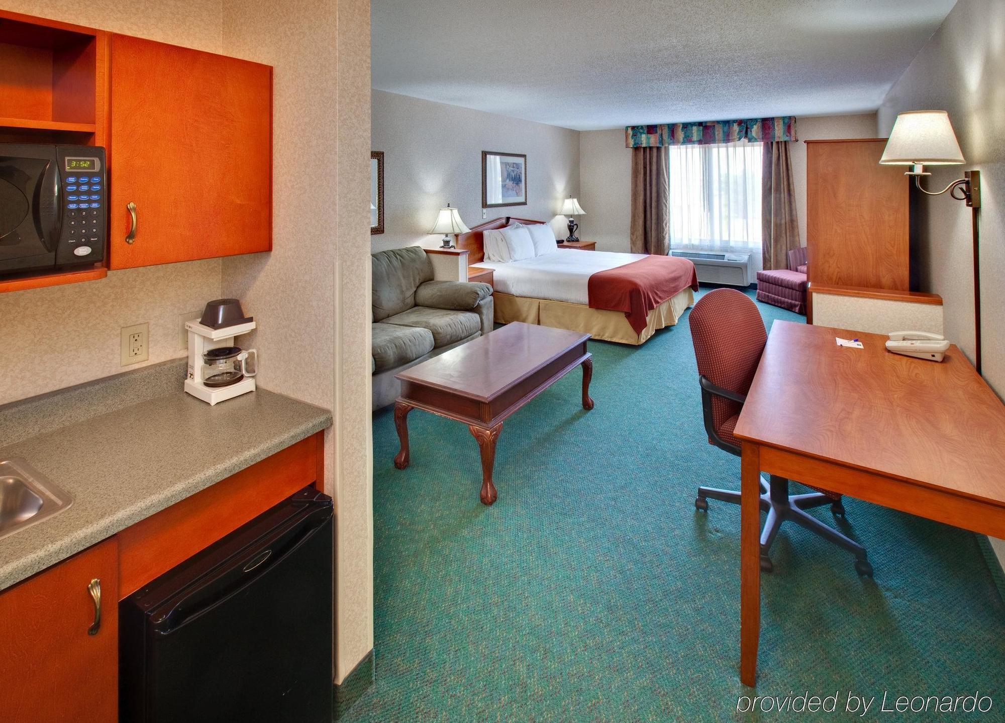 Holiday Inn Express & Suites Vermillion, An Ihg Hotel Δωμάτιο φωτογραφία